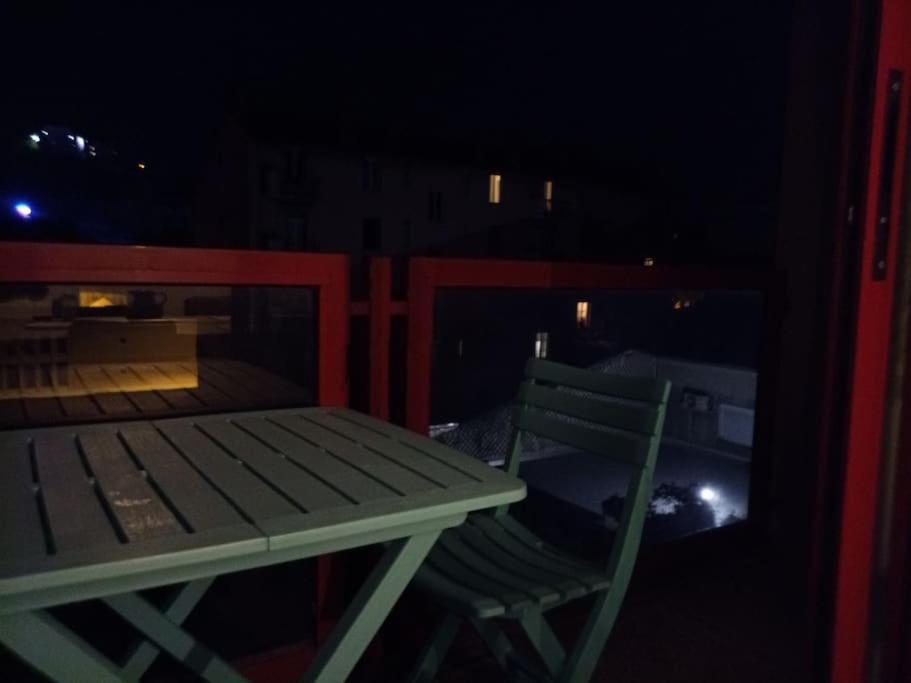 Appartement -- Le Refuge, à 50 mètres de la Gare -- à Grenoble Extérieur photo