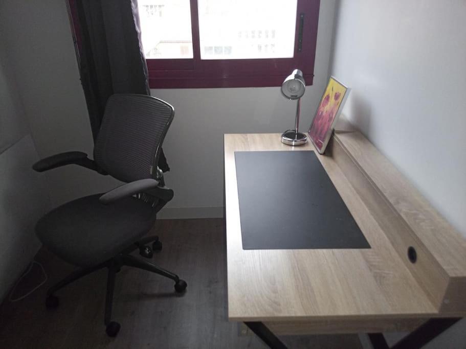 Appartement -- Le Refuge, à 50 mètres de la Gare -- à Grenoble Chambre photo